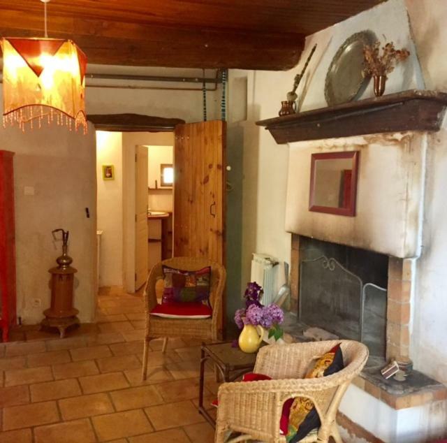 Bed and Breakfast Mas Des Nabieres Saint-Martial  Экстерьер фото